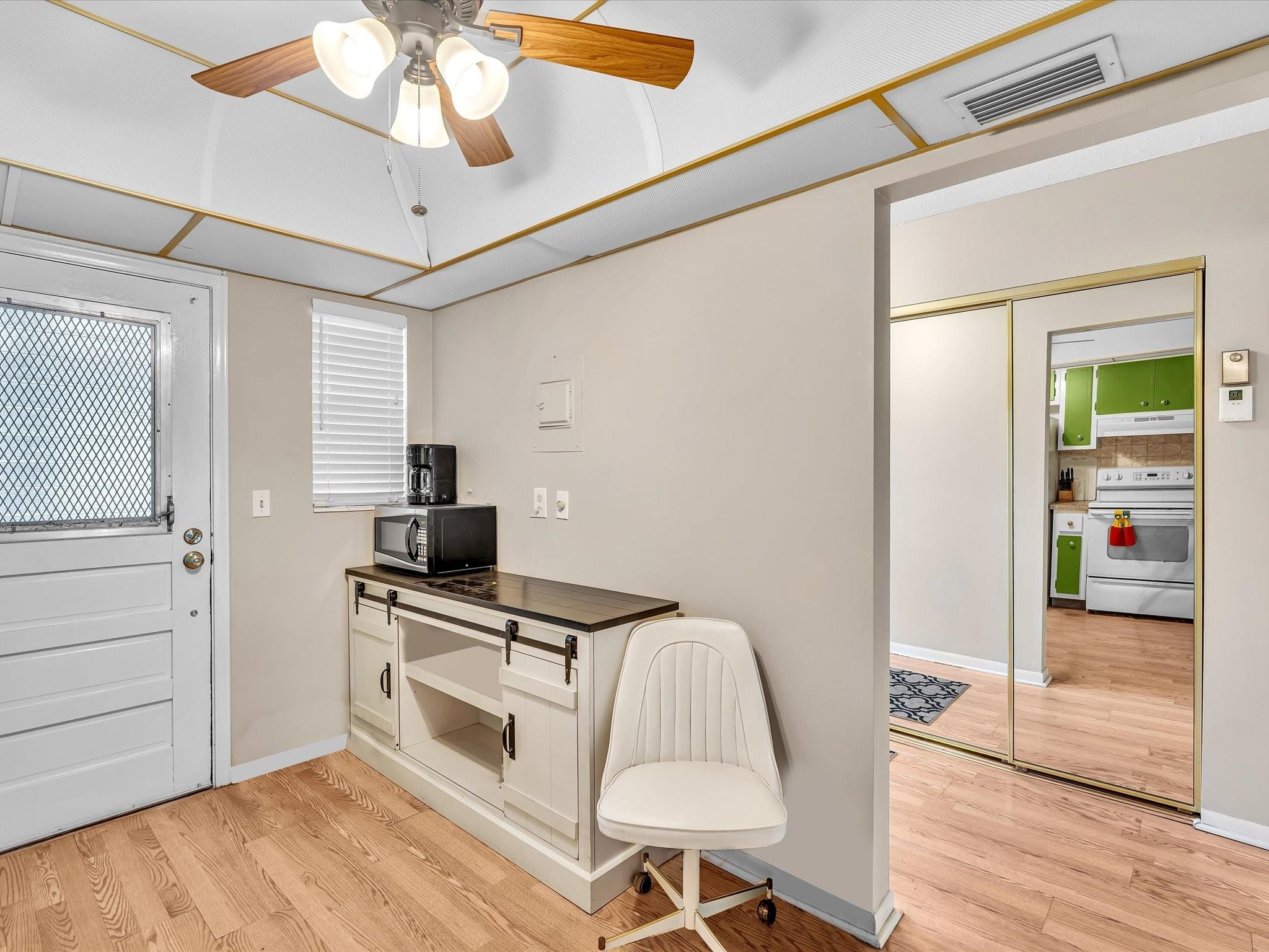 Lauderdale Oaks - Residential