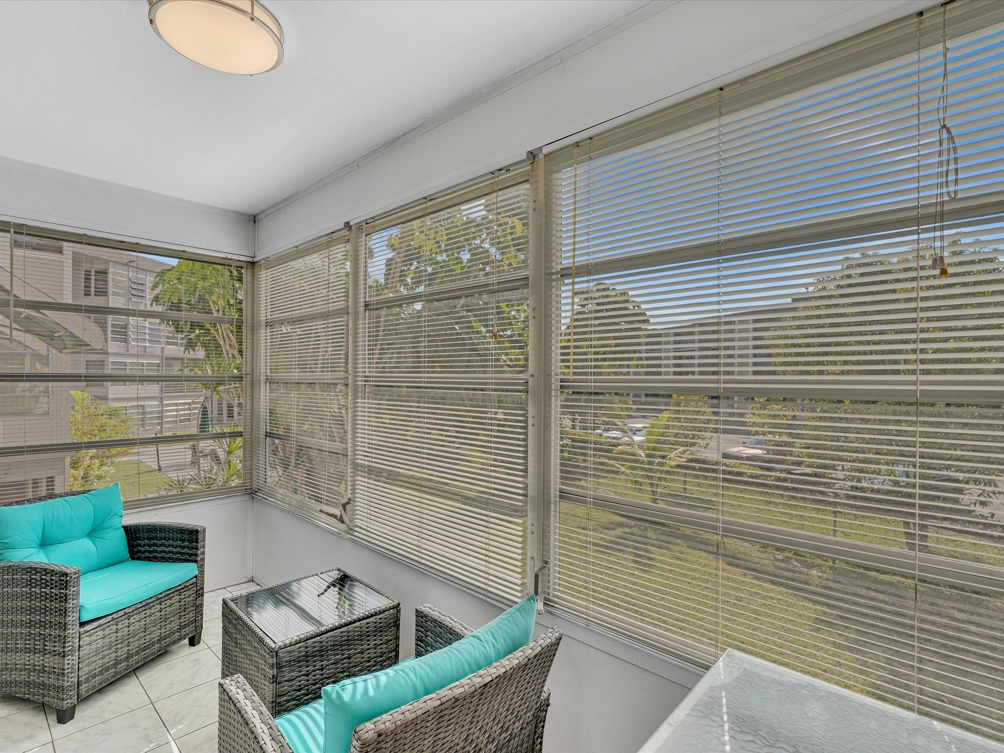 Lauderdale Oaks - Residential