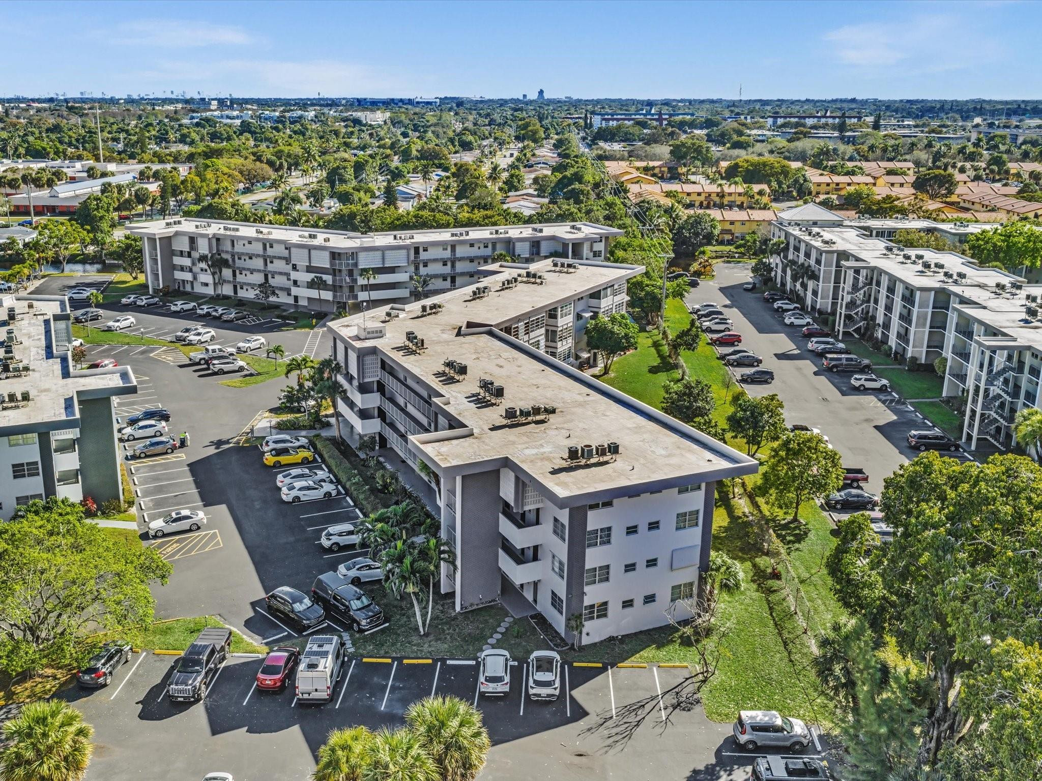 Lauderdale Oaks - Residential