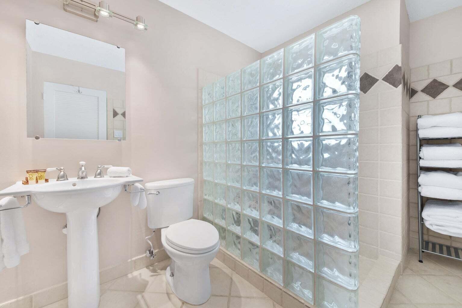 HYPOLUXO ISLAND ADD - Residential Lease