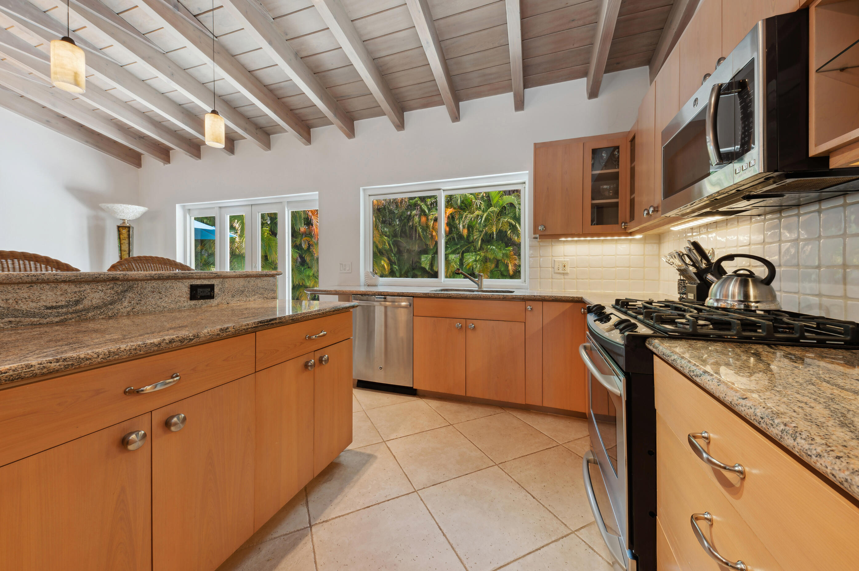 HYPOLUXO ISLAND ADD - Residential Lease