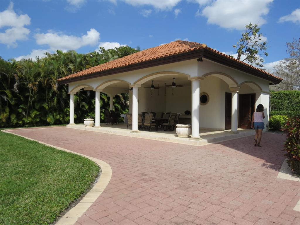 PADDOCK PARK 2 OF WELLINGTON - Residential