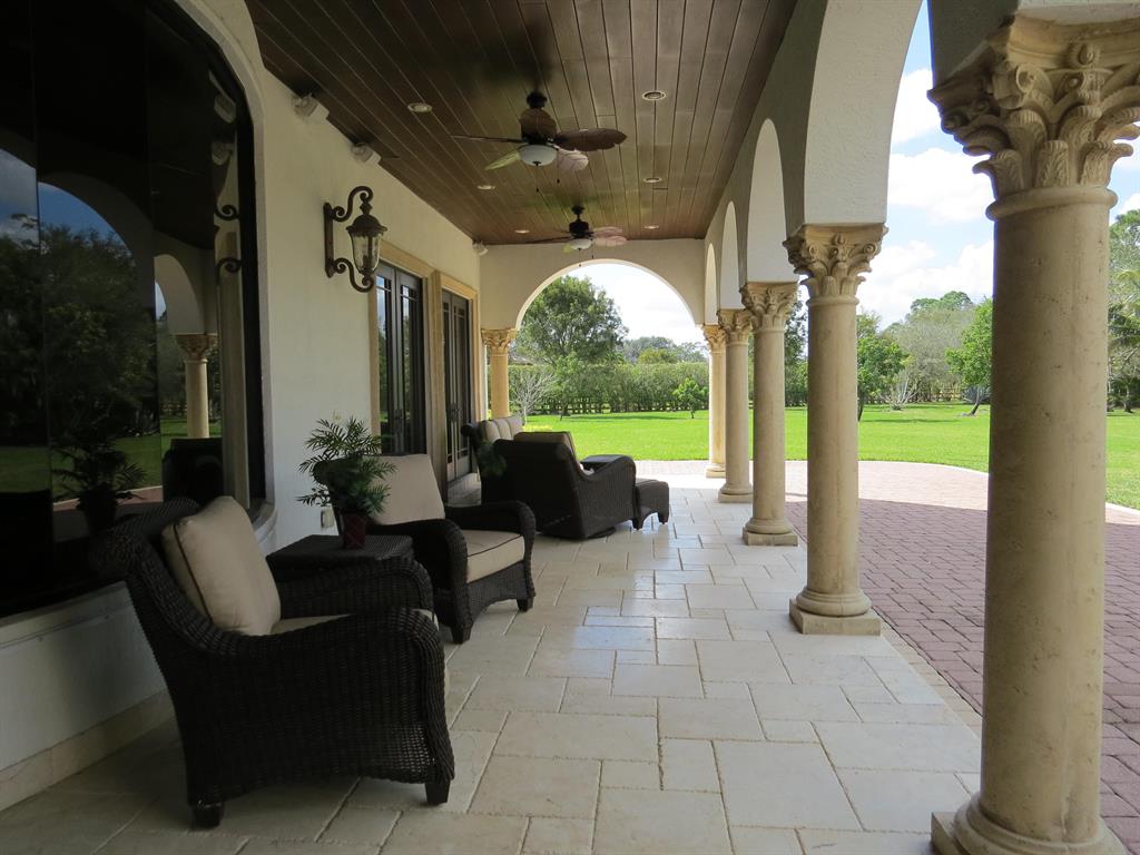 PADDOCK PARK 2 OF WELLINGTON - Residential