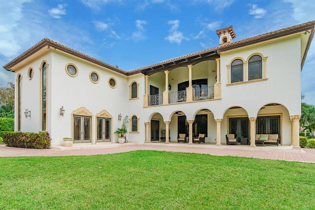 PADDOCK PARK 2 OF WELLINGTON - Residential