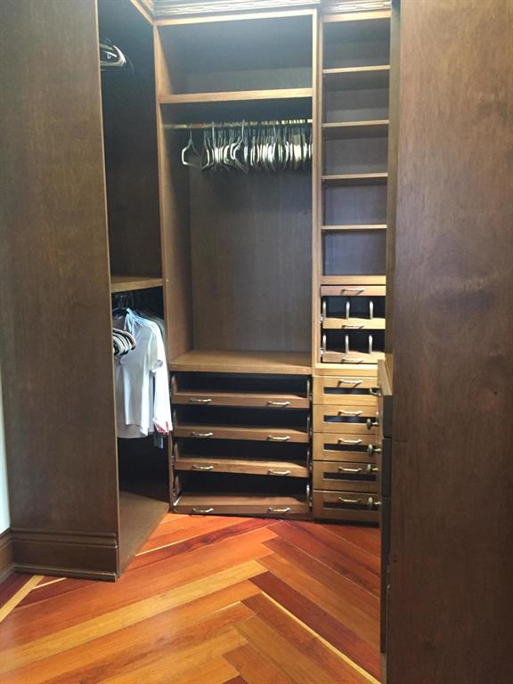 PADDOCK PARK 2 OF WELLINGTON - Residential