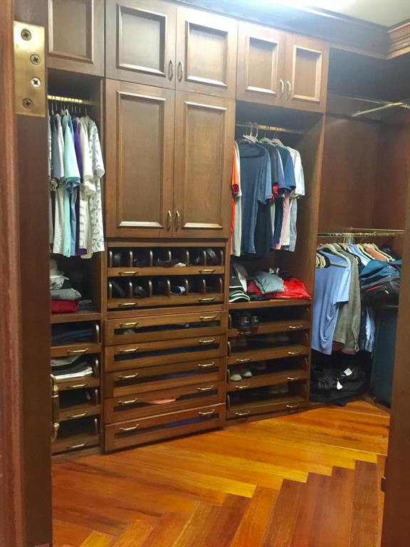 PADDOCK PARK 2 OF WELLINGTON - Residential