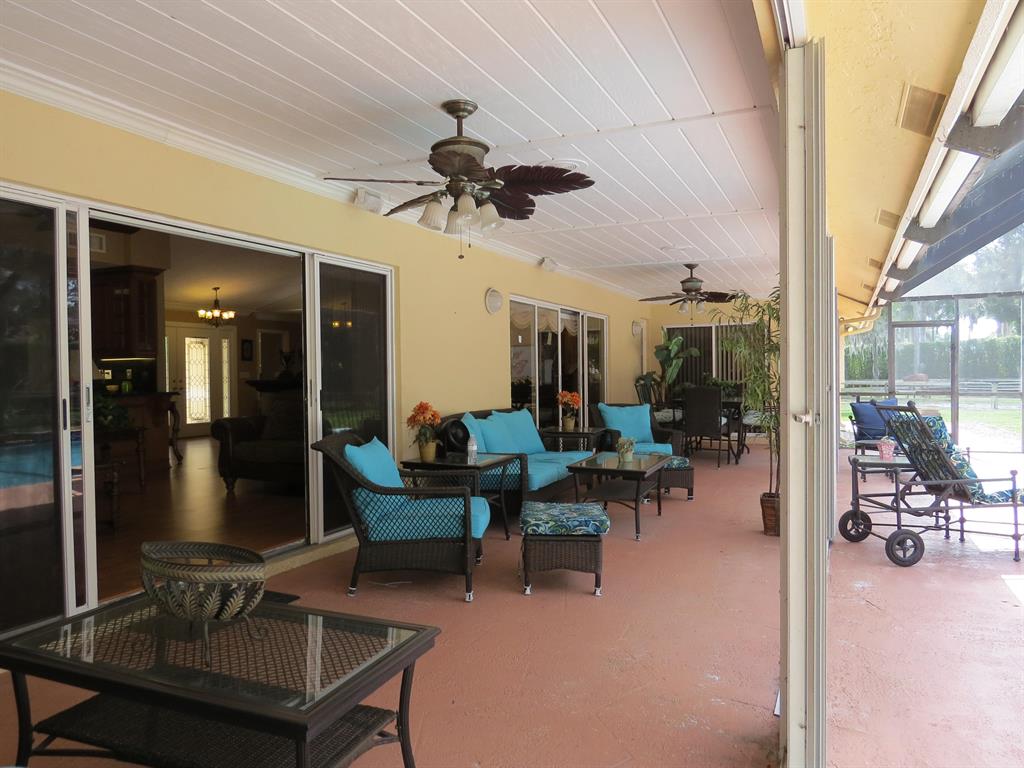 PADDOCK PARK 2 OF WELLINGTON - Residential