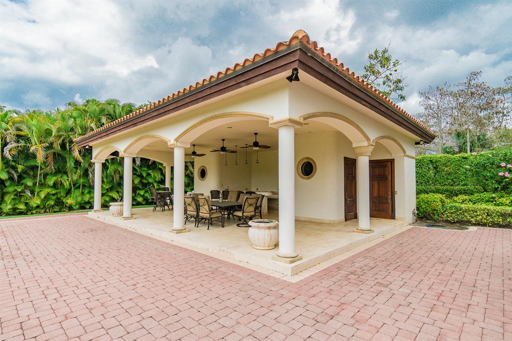 PADDOCK PARK 2 OF WELLINGTON - Residential