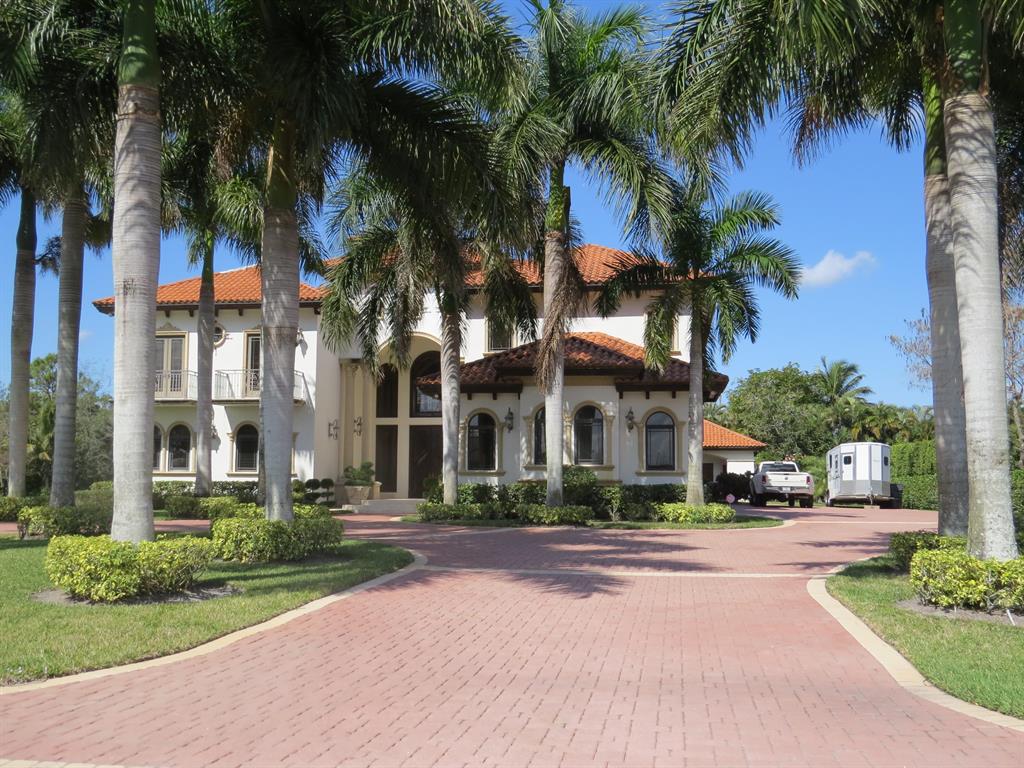 PADDOCK PARK 2 OF WELLINGTON - Residential