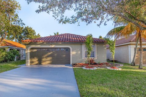 711 NW 182nd Way Pembroke Pines FL 33029