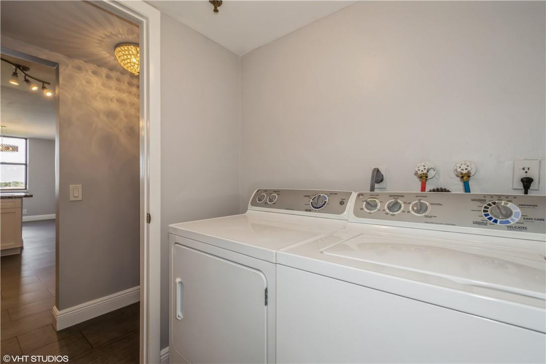 Lake Emerald Condominiums - Residential