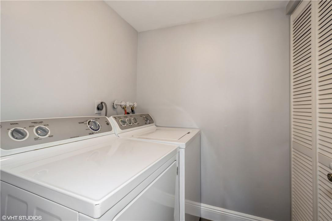 Lake Emerald Condominiums - Residential