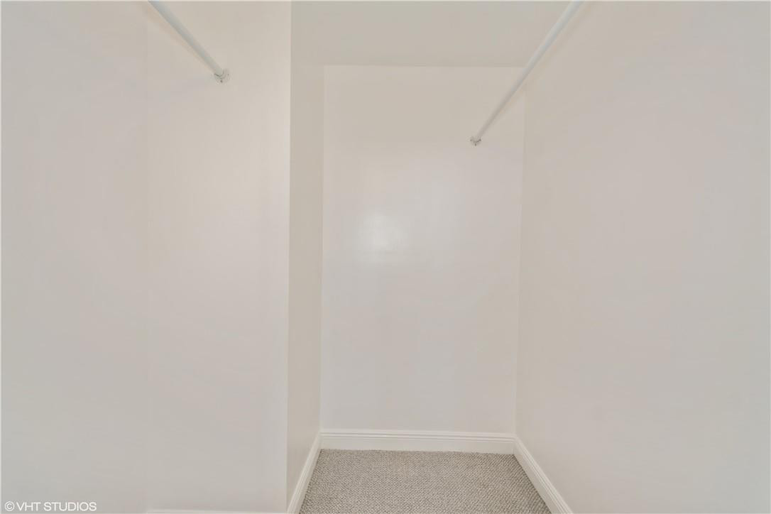 Lake Emerald Condominiums - Residential