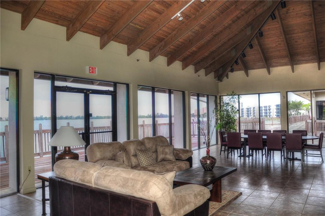 Lake Emerald Condominiums - Residential