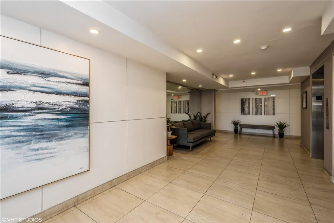 Lake Emerald Condominiums - Residential