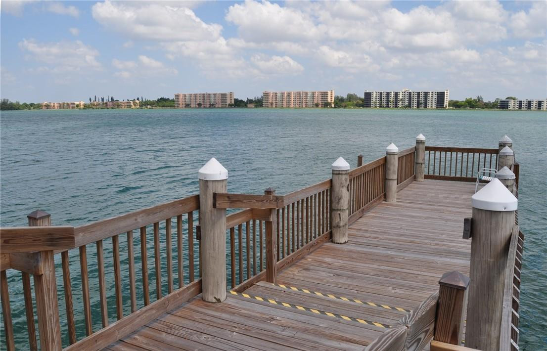 Lake Emerald Condominiums - Residential