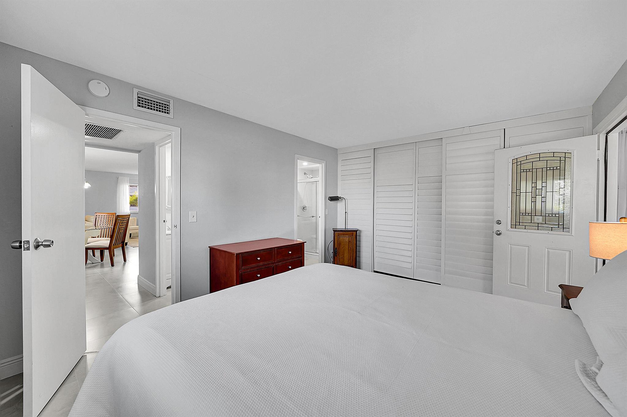 KINGS POINT FLANDERS COND - Residential