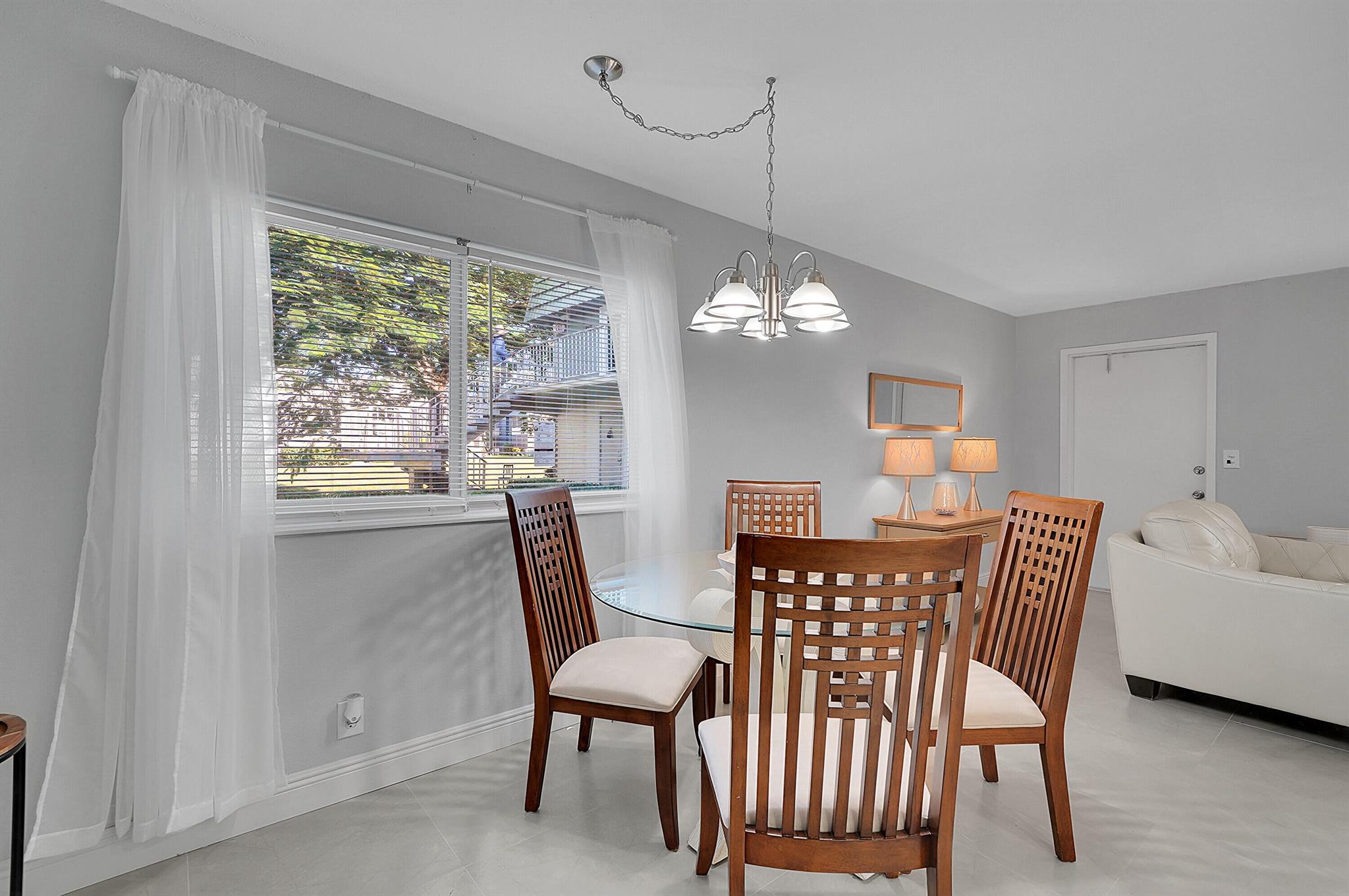 KINGS POINT FLANDERS COND - Residential