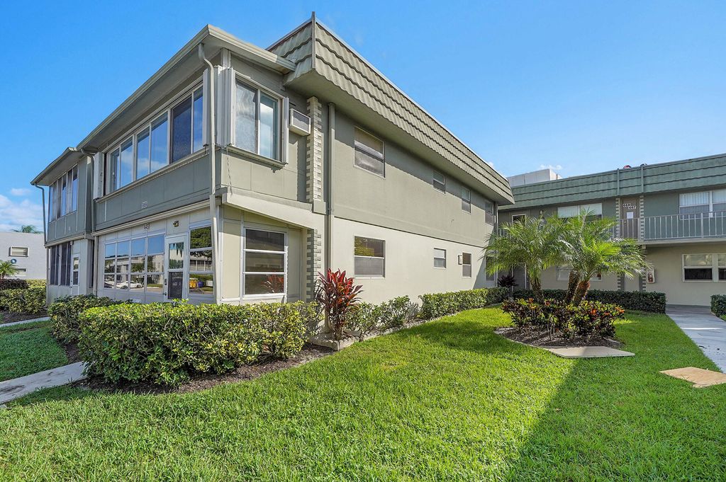 Photo of 646 Flanders N, Delray Beach, FL 33484 (MLS # R11138300)