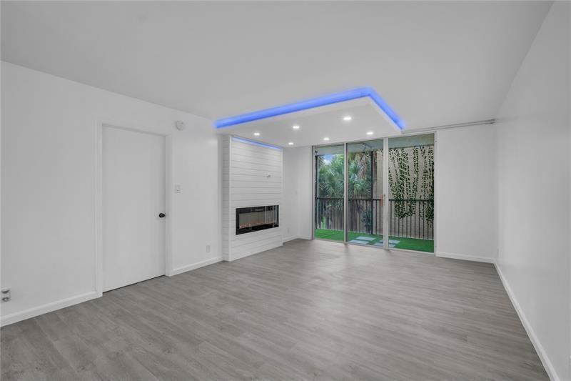 CYPRESS CHASE NORTH - Residential