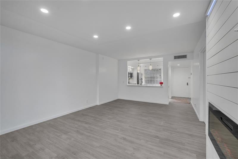 CYPRESS CHASE NORTH - Residential