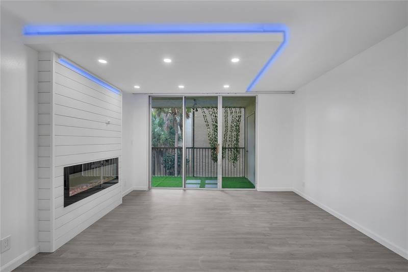 CYPRESS CHASE NORTH - Residential