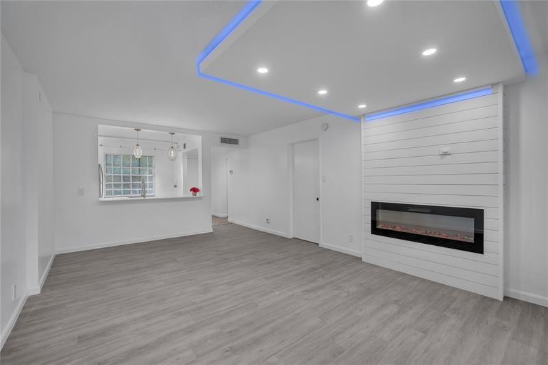 CYPRESS CHASE NORTH - Residential