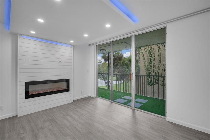 CYPRESS CHASE NORTH - Residential