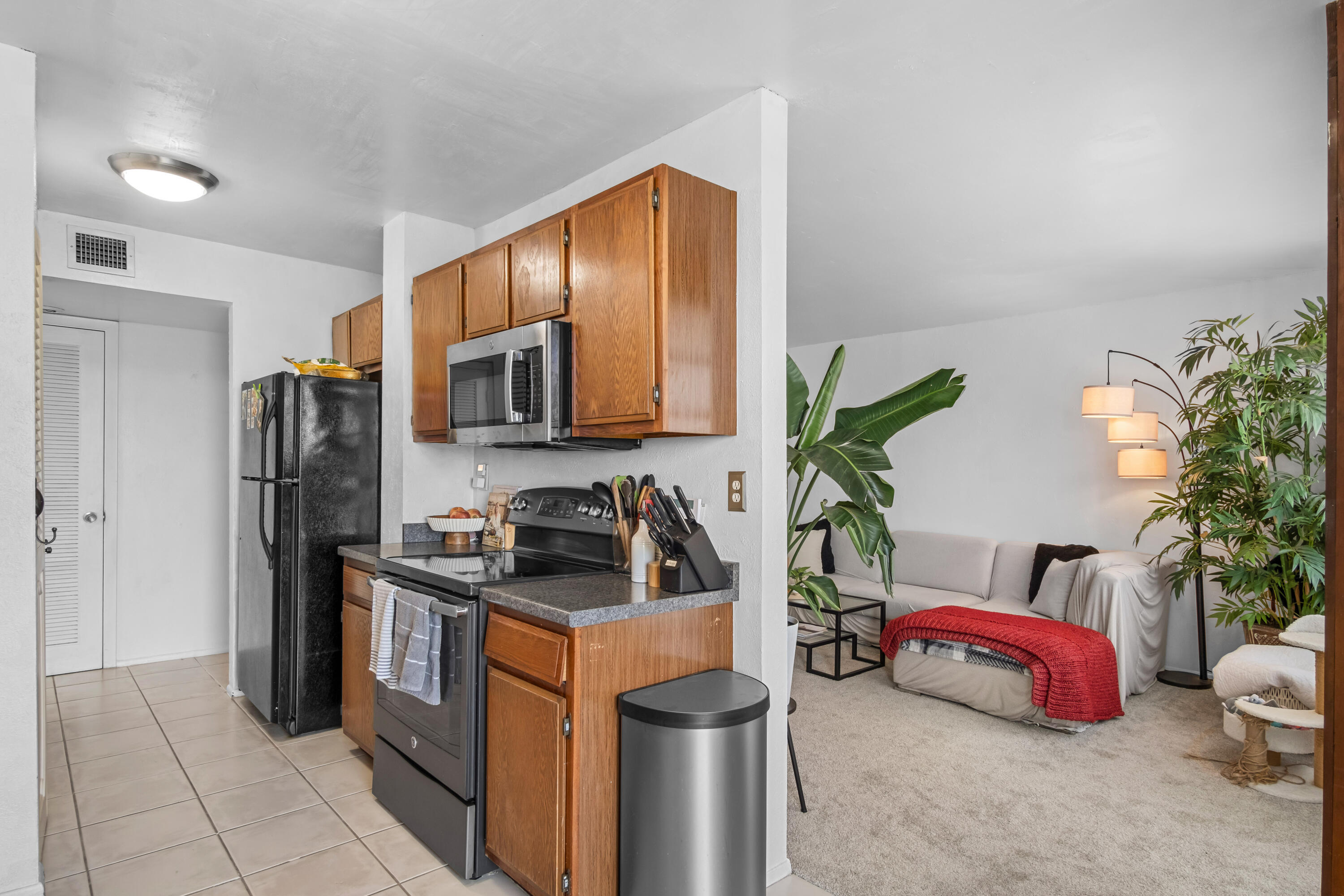 BLUE LAKE APTS CONDO - Residential