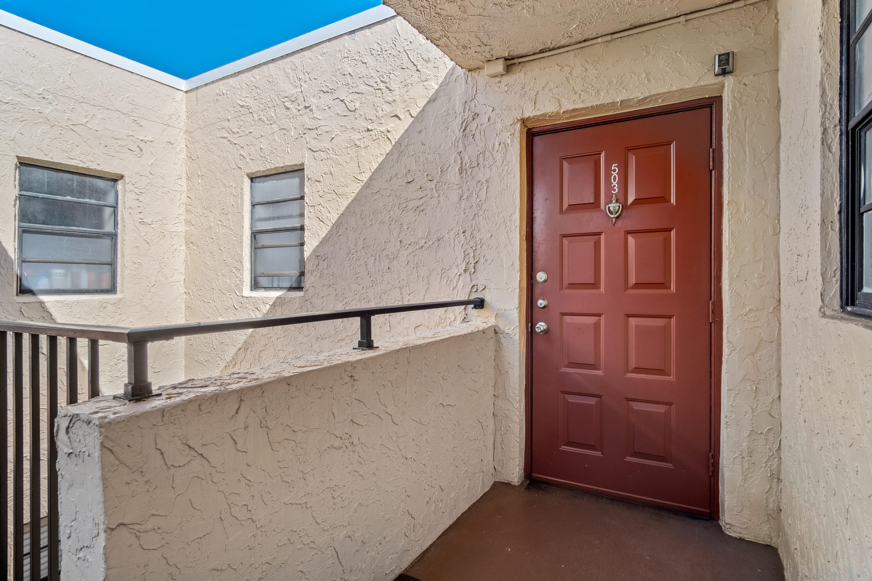 BLUE LAKE APTS CONDO - Residential