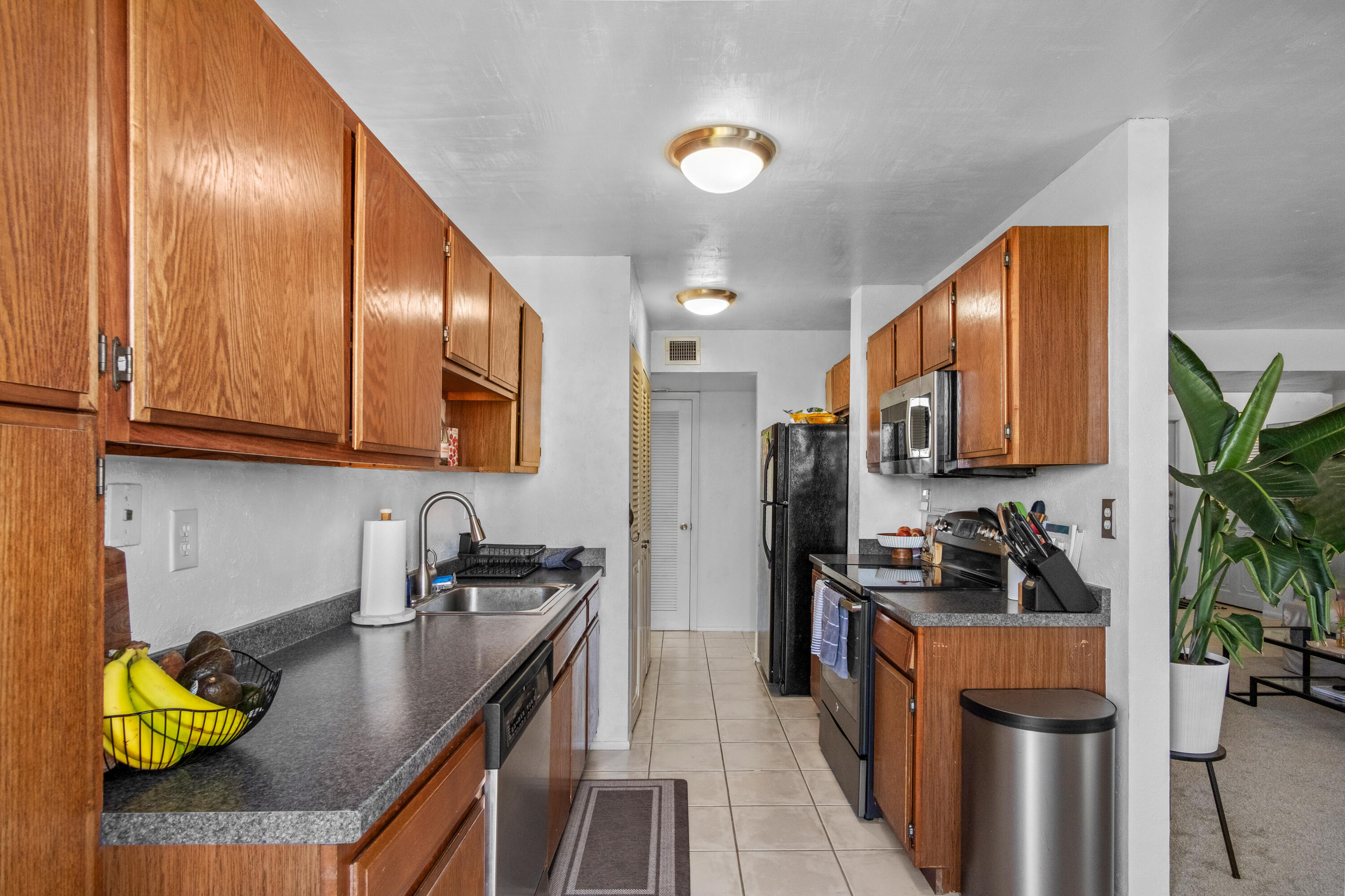 BLUE LAKE APTS CONDO - Residential