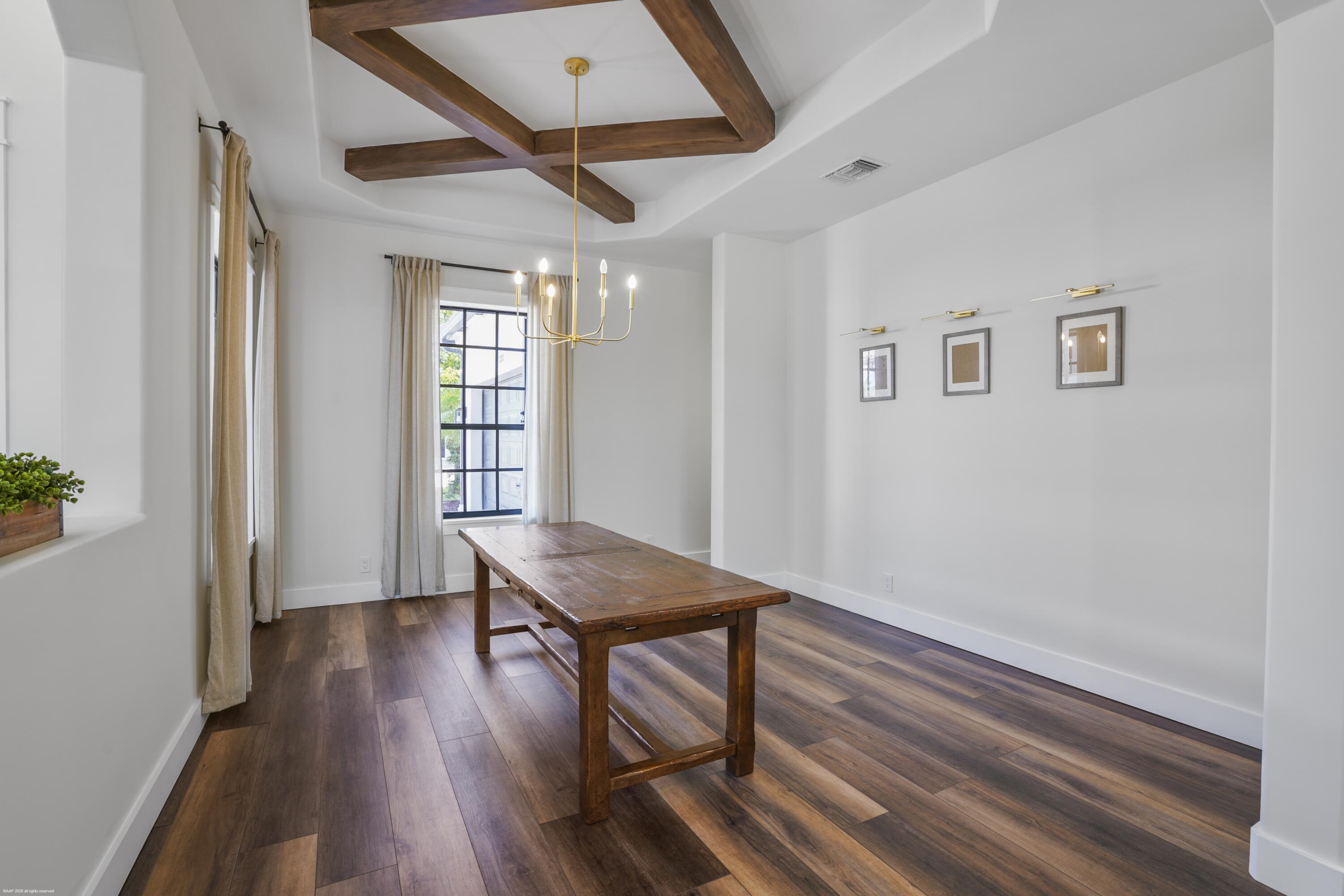EQUESTRIAN CLUB - Residential