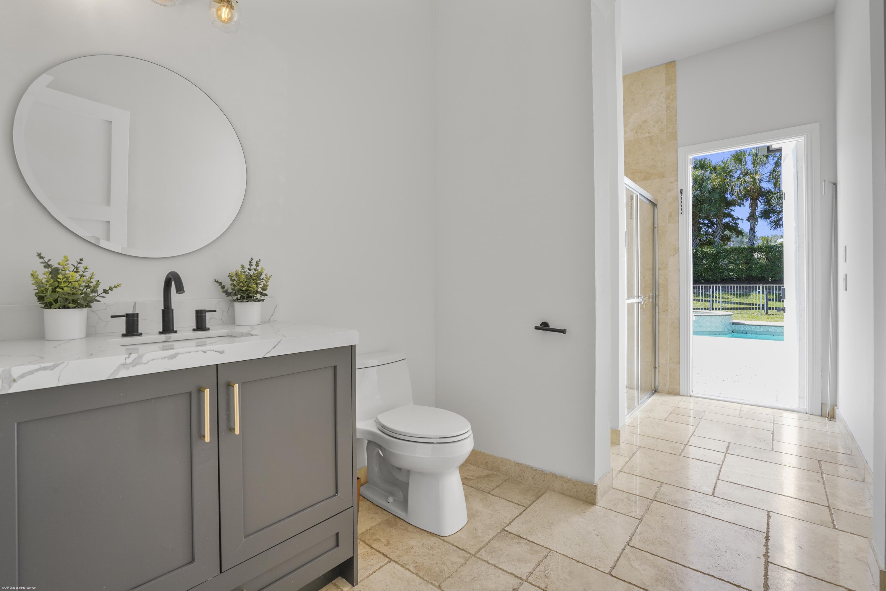 EQUESTRIAN CLUB - Residential