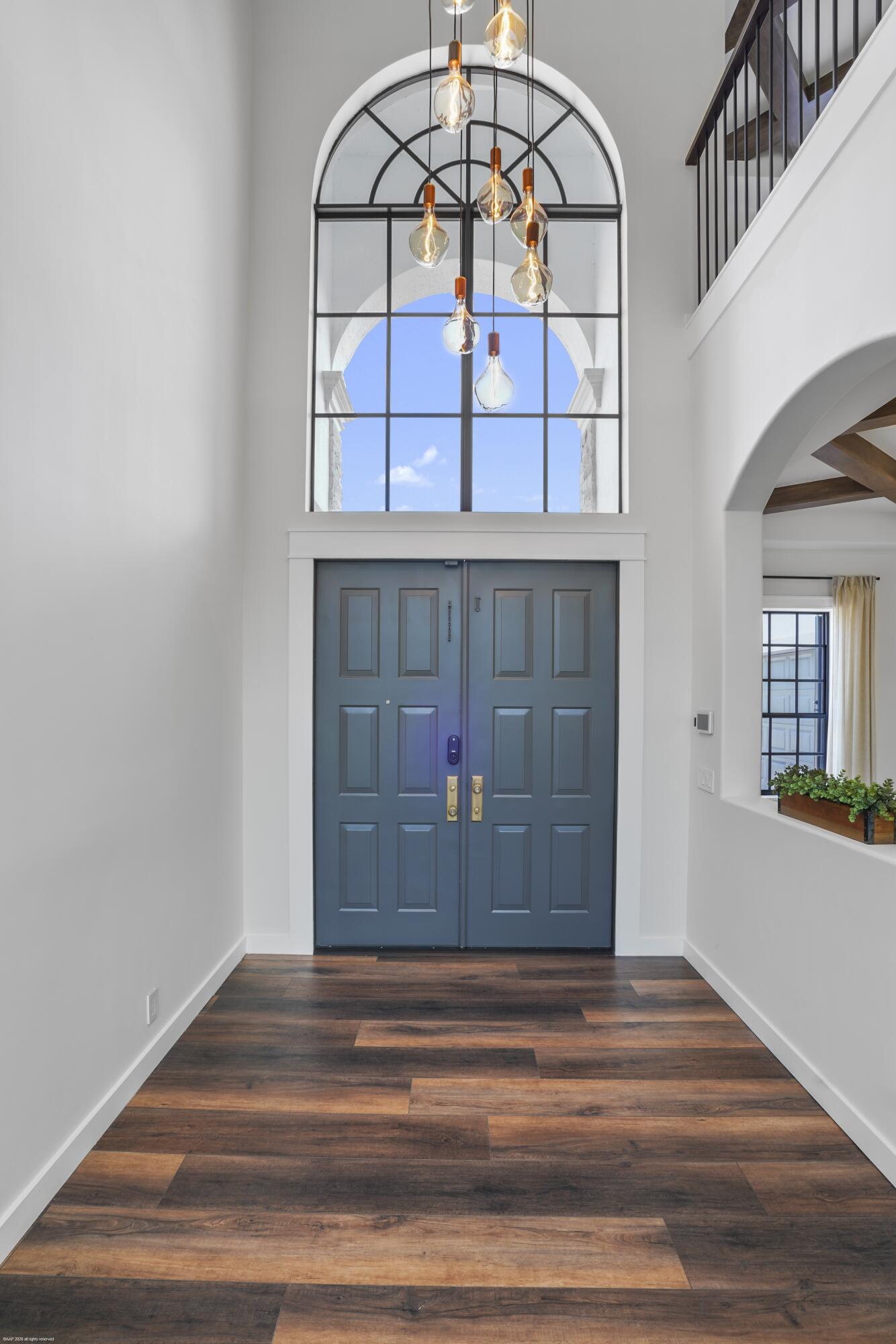 EQUESTRIAN CLUB - Residential