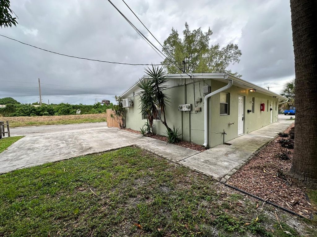 Photo of 528530 Mayflower Road #528-530, West Palm Beach, FL 33405 (MLS # R11164928)