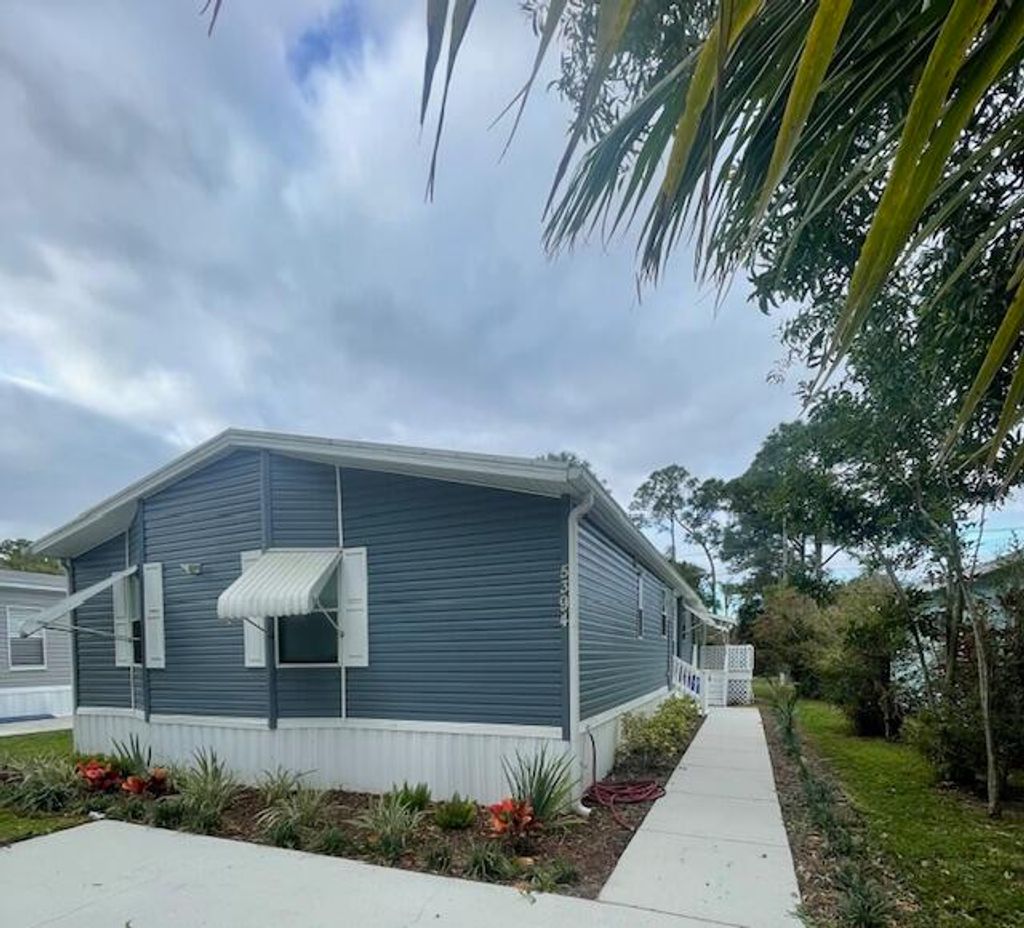 Photo of 5394 SE Celestial Circle, Stuart, FL 34997 (MLS # R10946814)