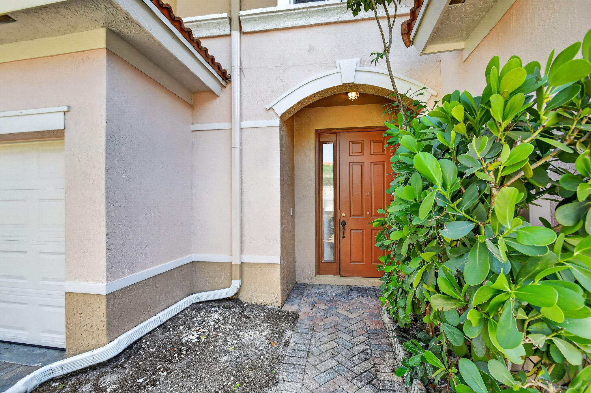 1006 Seminole Palms Drive