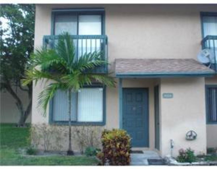 Nice Townhome with a small back porch and a storage room.ready to move in. HOA fees $ 289 property insurance included.