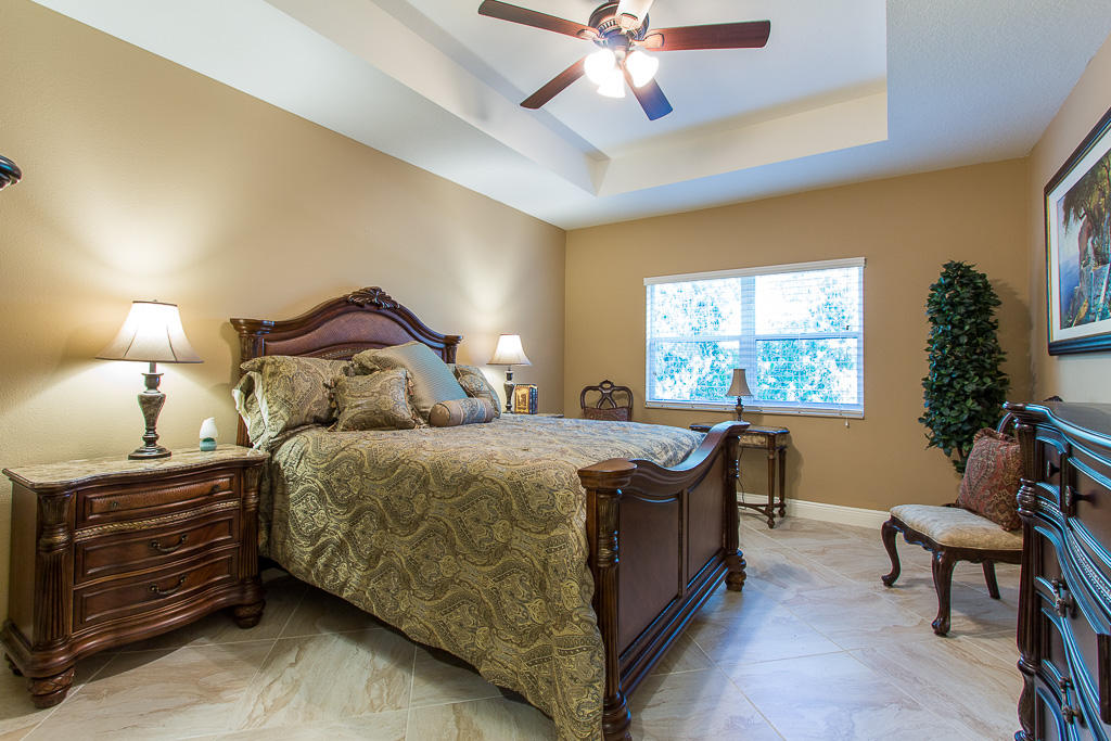 CASTLE PINES CONDOMINIUM - Residential Lease