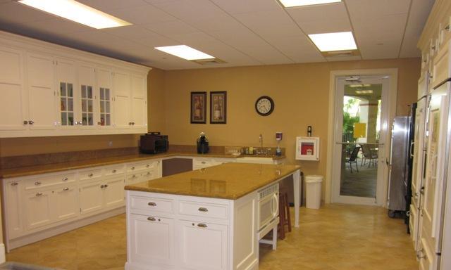 CASTLE PINES CONDOMINIUM - Residential Lease