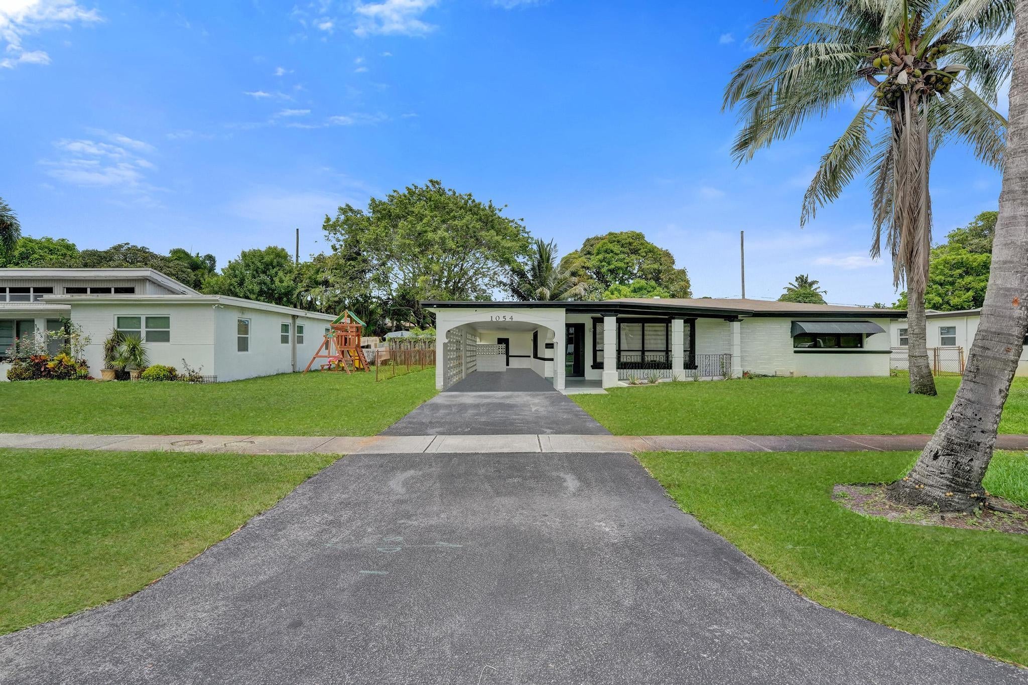 1054 Wyoming Avenue, Fort Lauderdale FL 33312