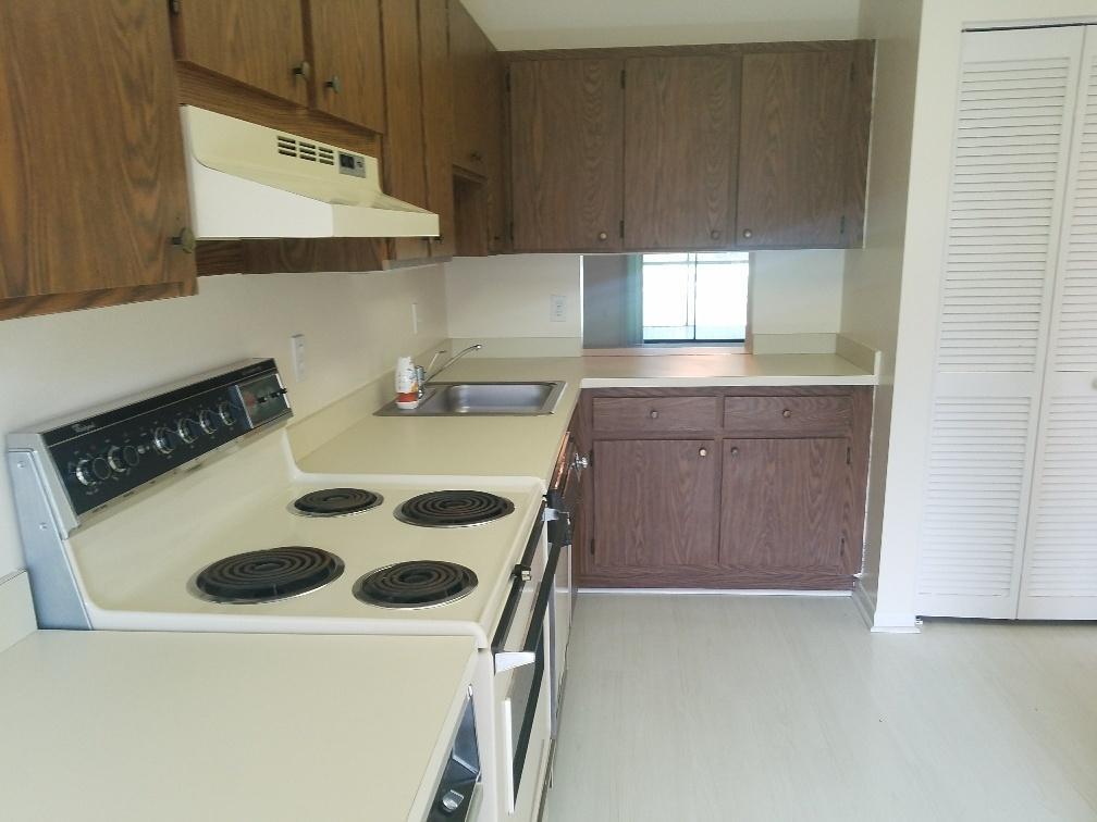 Stratford At Hunters Run Condo - Residential