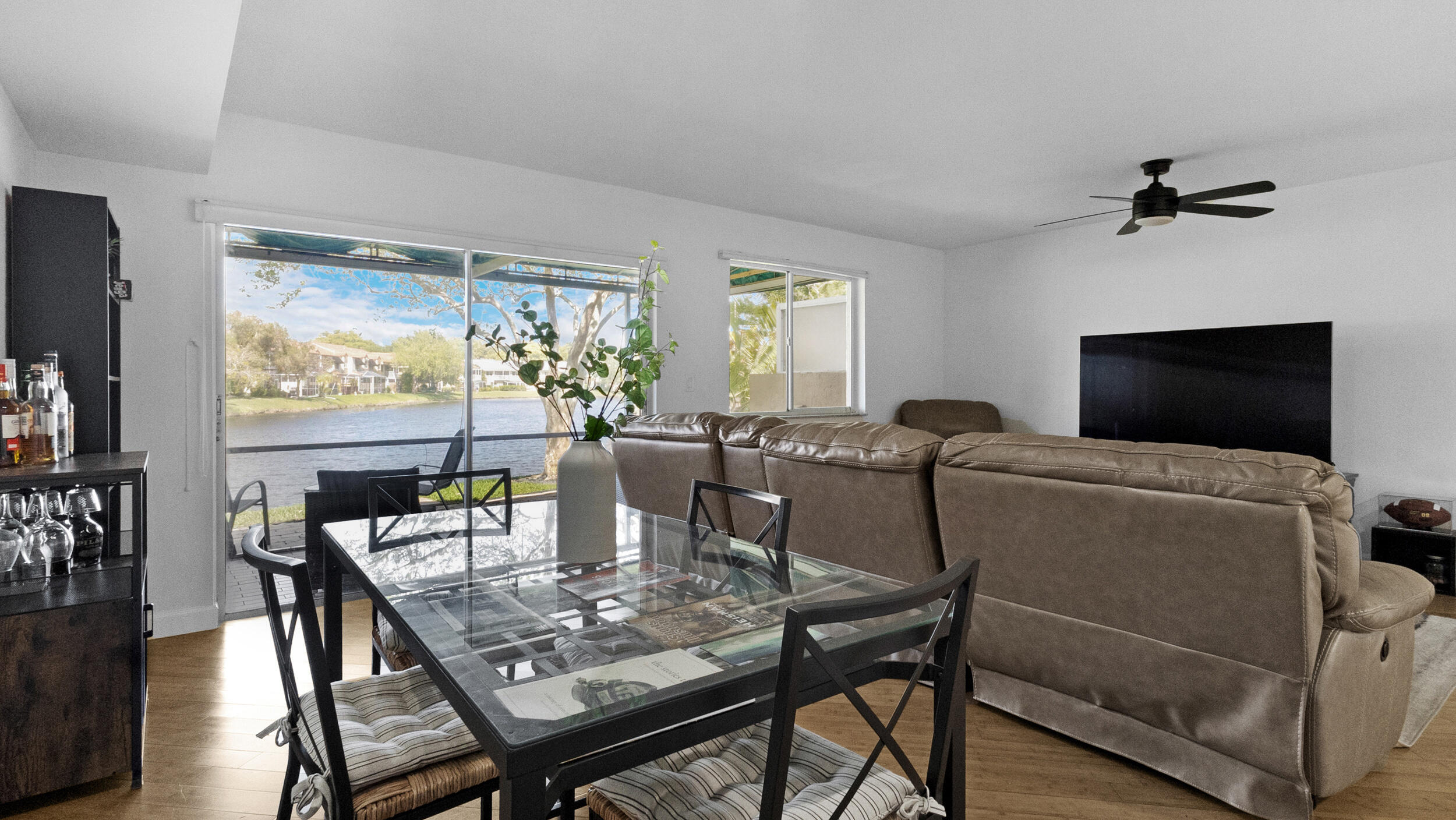 638 N University Drive