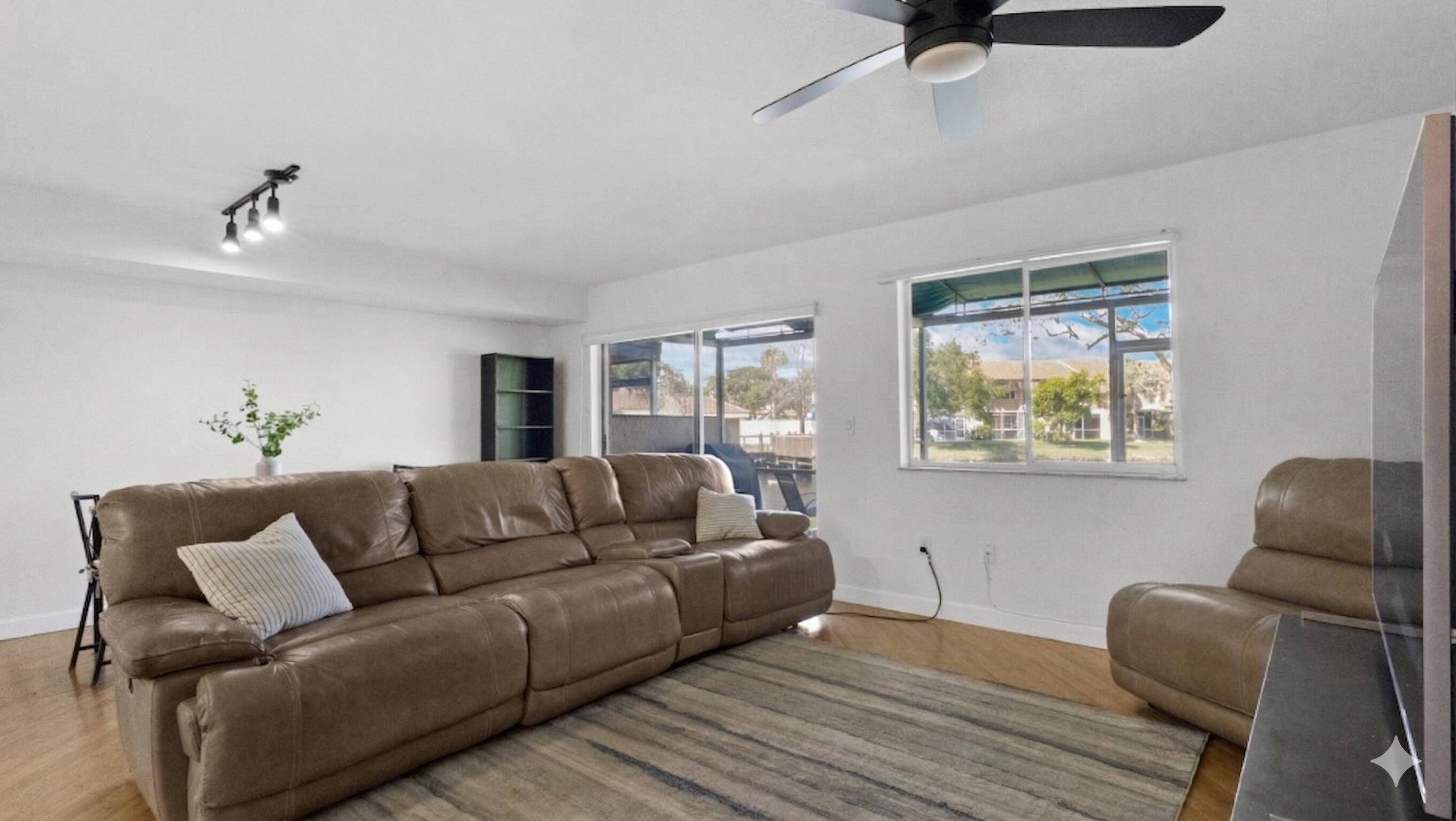 638 N University Drive