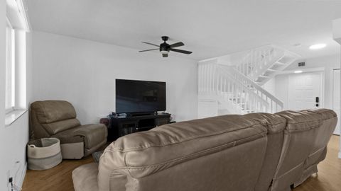 Tiny photo for 638 N University Drive, Plantation, FL 33324 (MLS # B26013557)