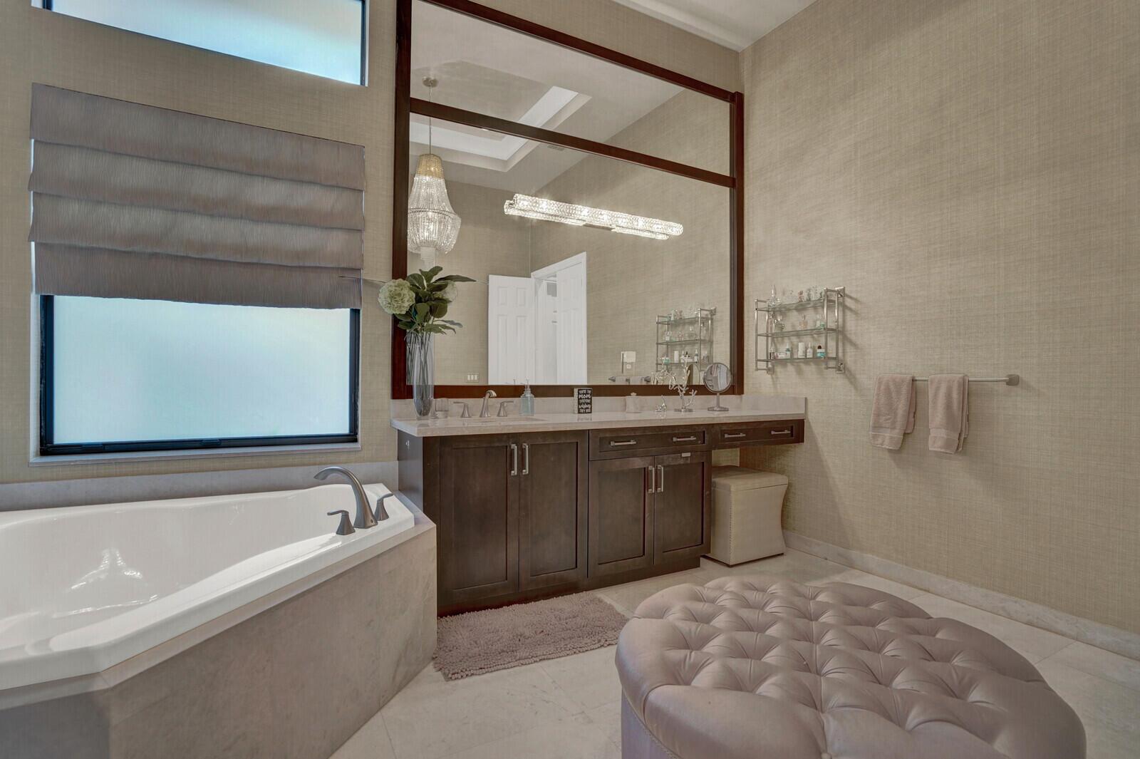 THE BRIDGES - Residential