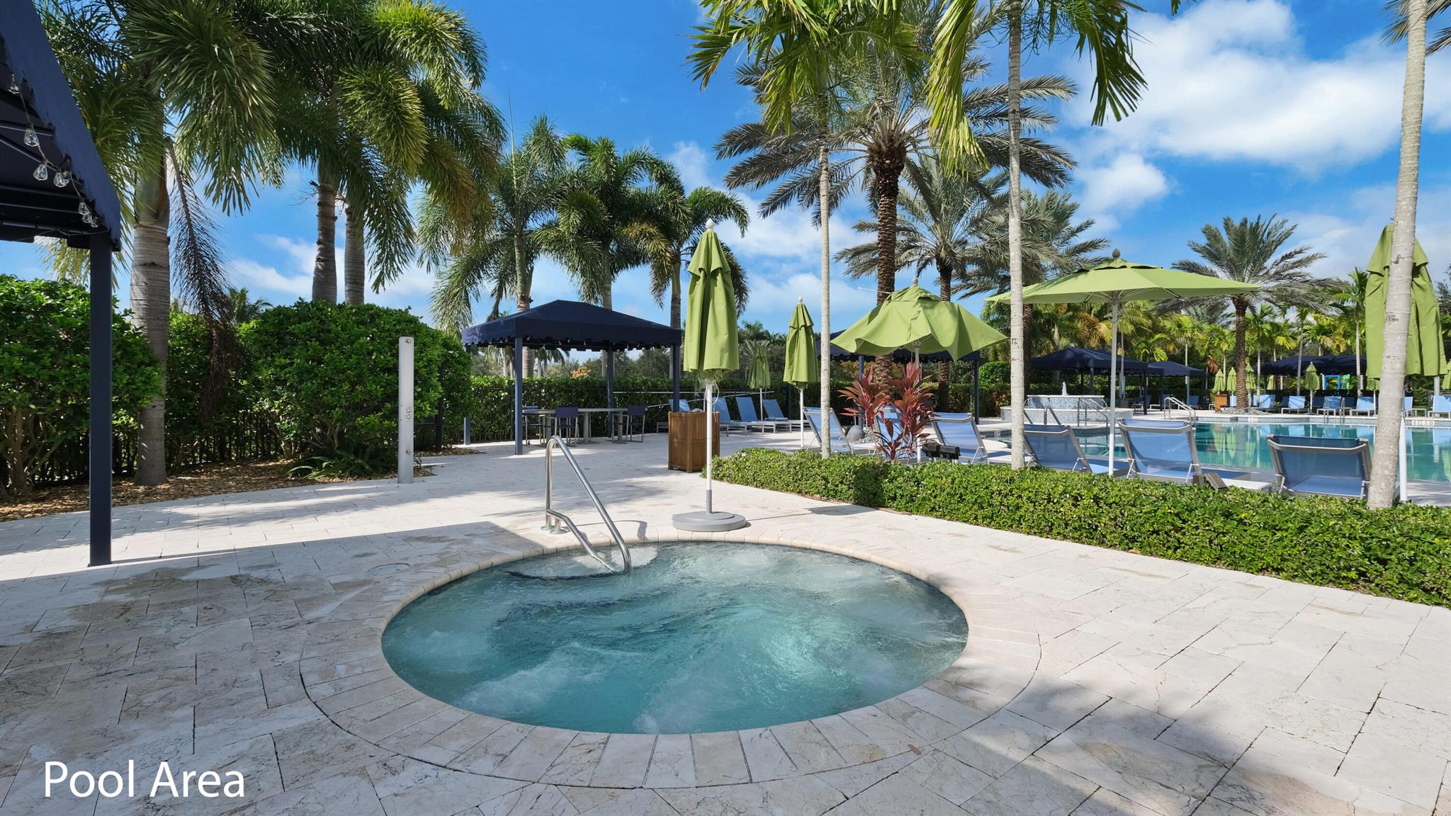 THE BRIDGES - Residential