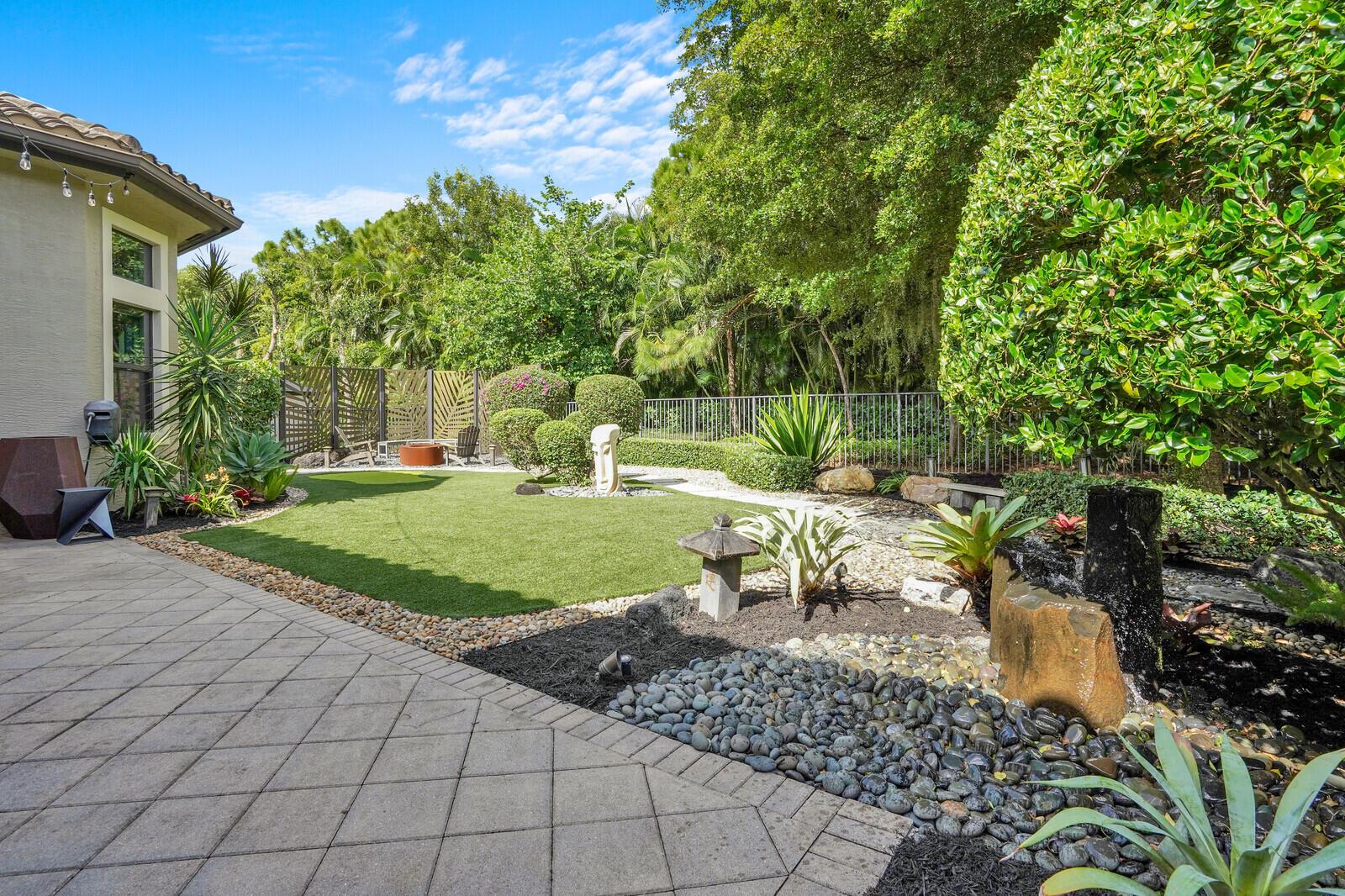 THE BRIDGES - Residential