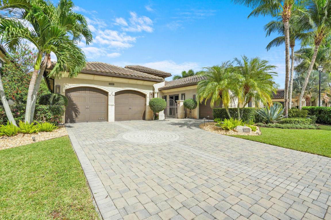 8461 Hawks Gully Avenue