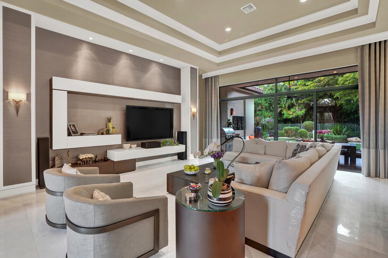 THE BRIDGES - Residential